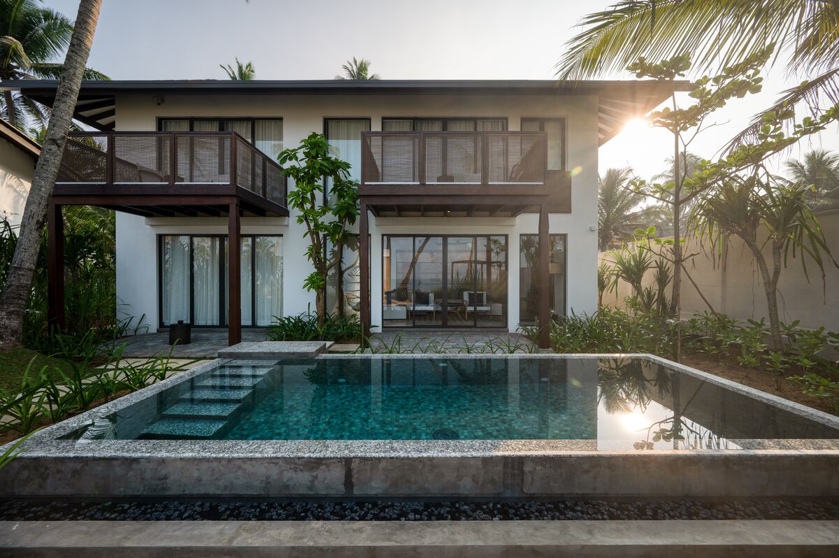 Ahu Bay public spaces – Medium (2)